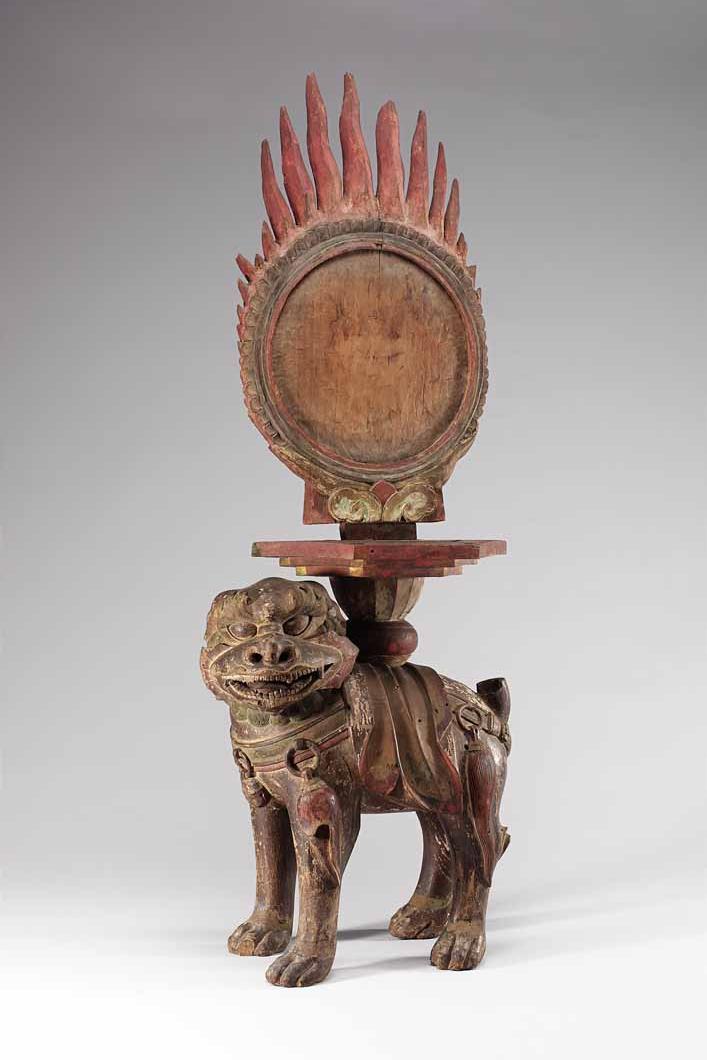 Karma mirror and stand, 19th century, wood with painted decoration, 98.2 x 36.4 cm. National Museum of Korea, Seoul.