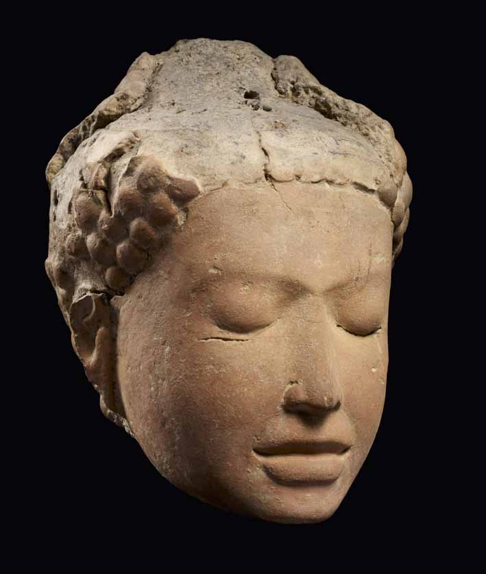 Head of meditating Buddha, Central Thailand, 9th century, recovered from Wat Phra Ngam, near Phra Pathom Chedi, Nakhon Pathom, Nakhon Pathom province, and donated to the National Museum by Phrathep Suthee in 1916, terracotta, height 17 cm, width 15 cm, National Museum, Bangkok, Cat. 118