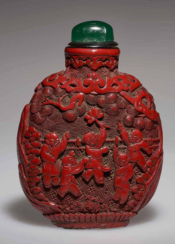Qing dynasty (1644-1912) snuff bottle, Cinnabar lacquer, glass. Gift of Mr. and Mrs. Augustus L. Searle, Minneapolis Institute of Art, Object of the Month September 2021